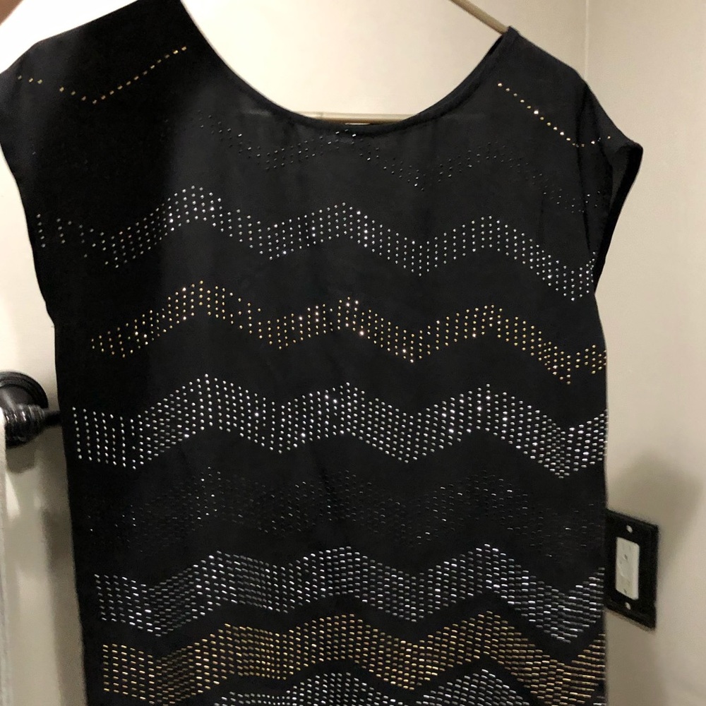 Blouse with patterns